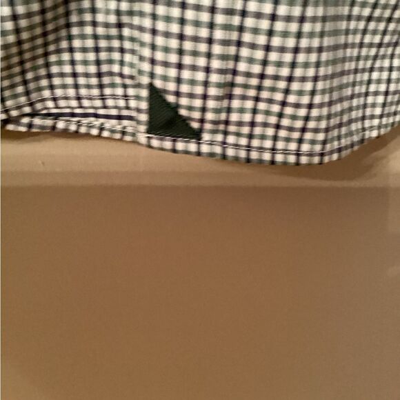 UNTUCKit SIZE LARGE SHELDRAKE GREEN LONG SLEEVE  GINGHAM NYLON BUTTON UP SHIRT - Picture 7 of 9